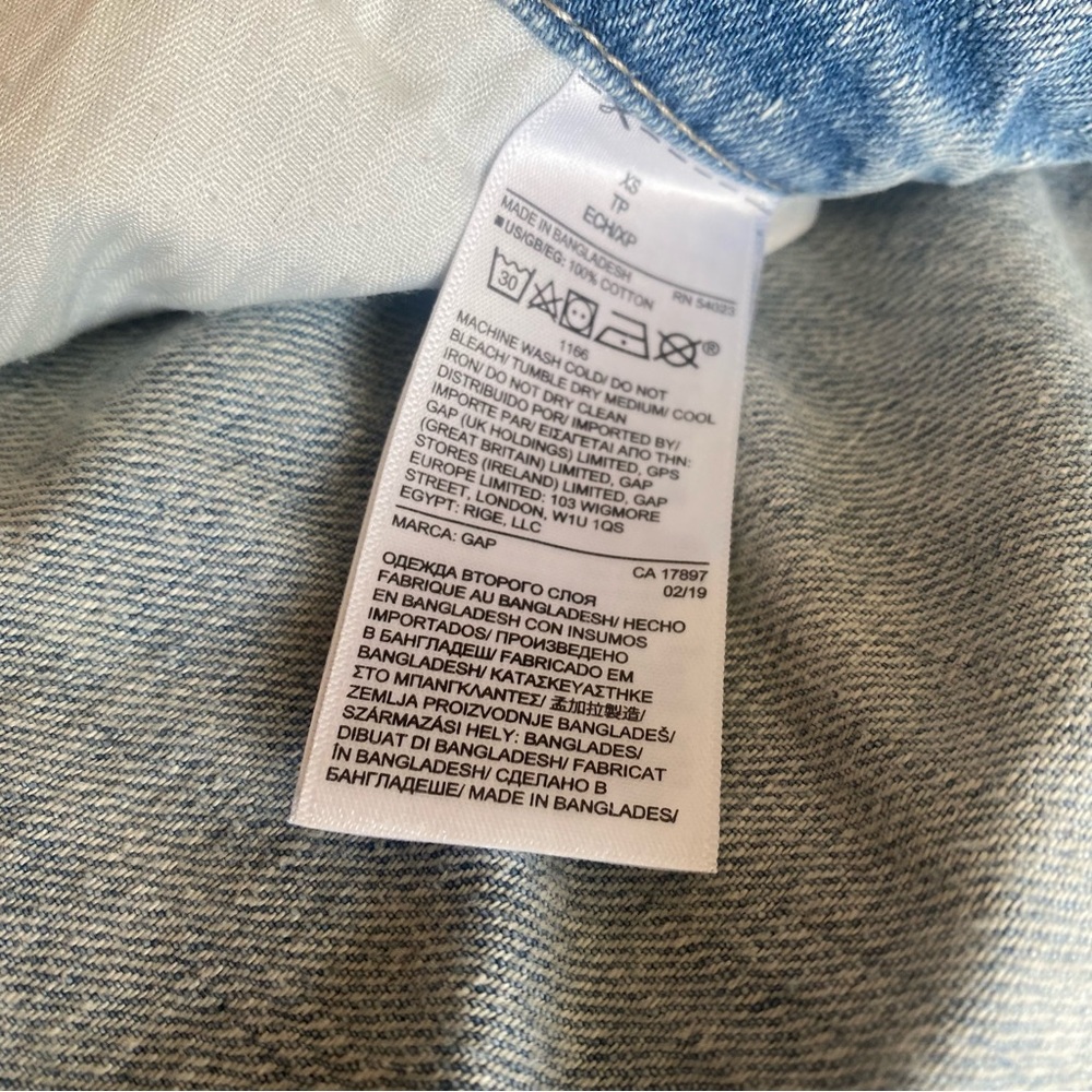 GAP Short-Alls | Size XS - Picture 9 of 9
